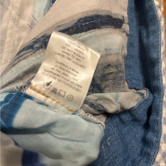 Artistic Blue Patchwork Denim Jacket for Women - Picture 8 of 8